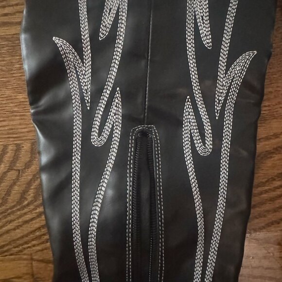 Black Flame Stitch Platform Boots – Over-the-Knee / Y2K / Western Punk - Picture 5 of 6